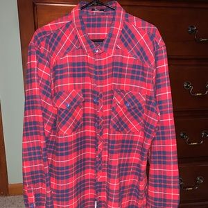 Men’s flannel shirt